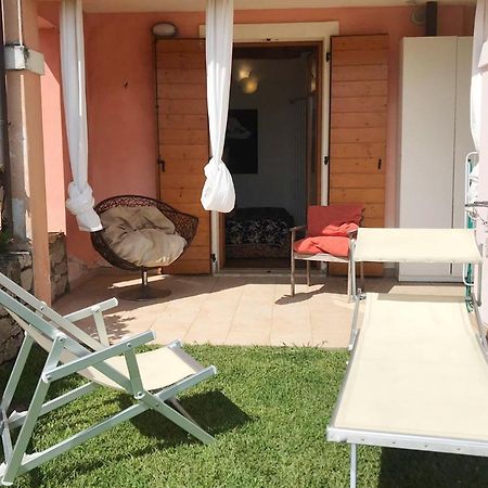 Luxury Apartments - Le Fate - Residence With Pool Манерба-дель-Гарда Экстерьер фото