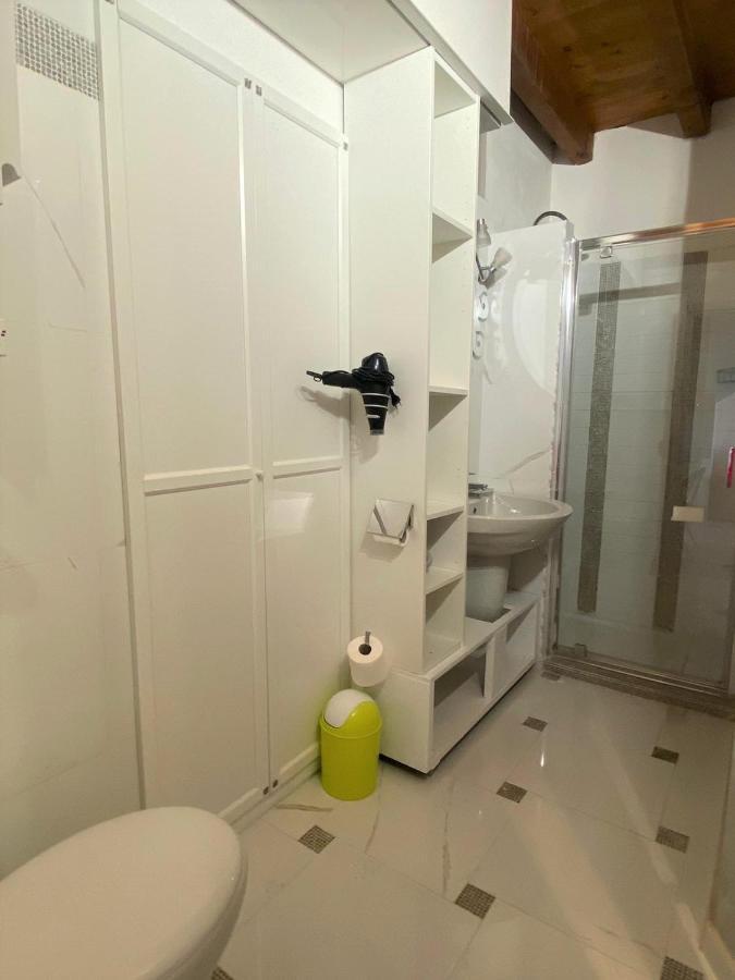 Luxury Apartments - Le Fate - Residence With Pool Манерба-дель-Гарда Экстерьер фото