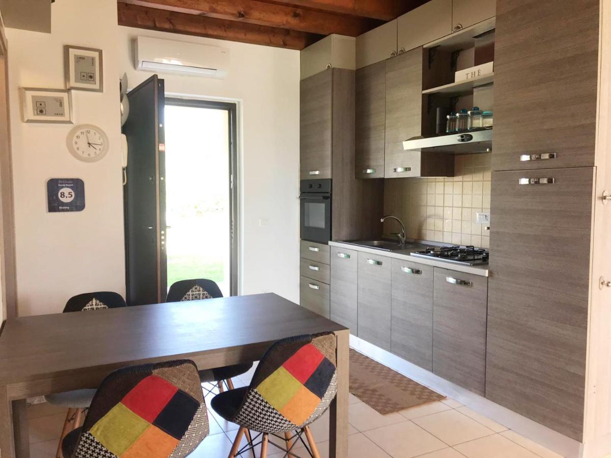 Luxury Apartments - Le Fate - Residence With Pool Манерба-дель-Гарда Экстерьер фото
