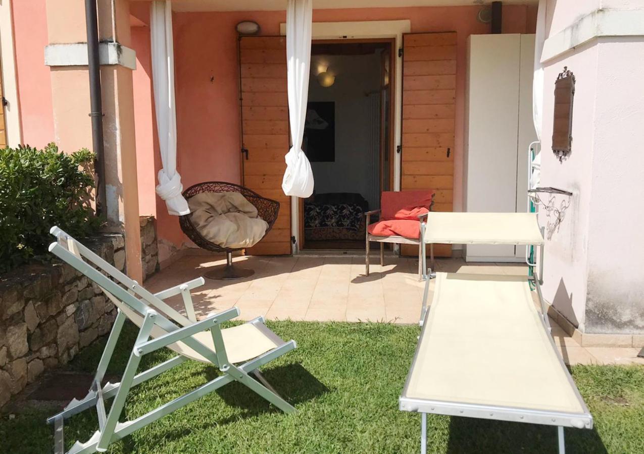 Luxury Apartments - Le Fate - Residence With Pool Манерба-дель-Гарда Экстерьер фото