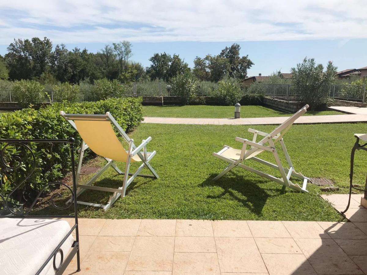 Luxury Apartments - Le Fate - Residence With Pool Манерба-дель-Гарда Экстерьер фото