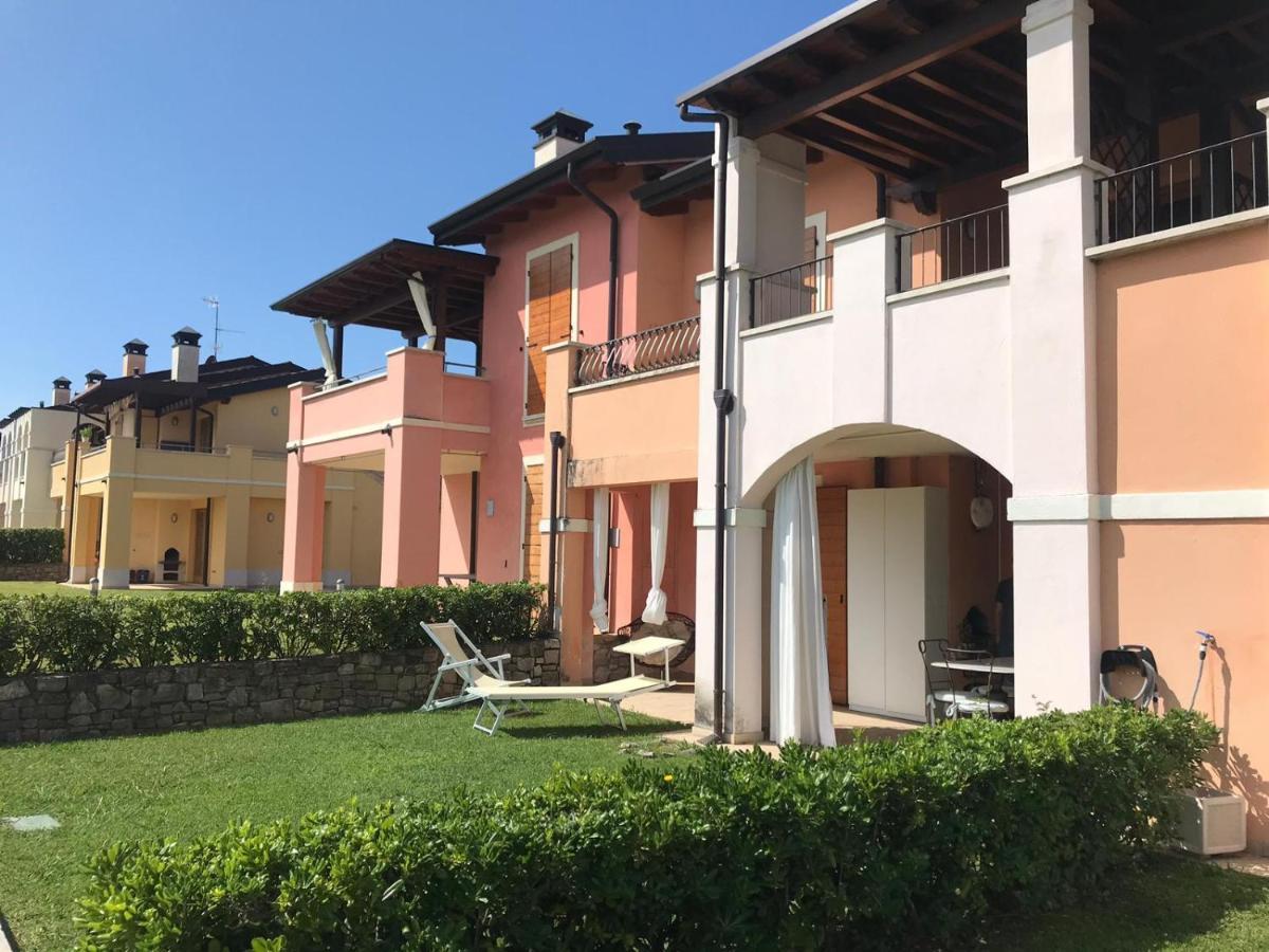 Luxury Apartments - Le Fate - Residence With Pool Манерба-дель-Гарда Экстерьер фото