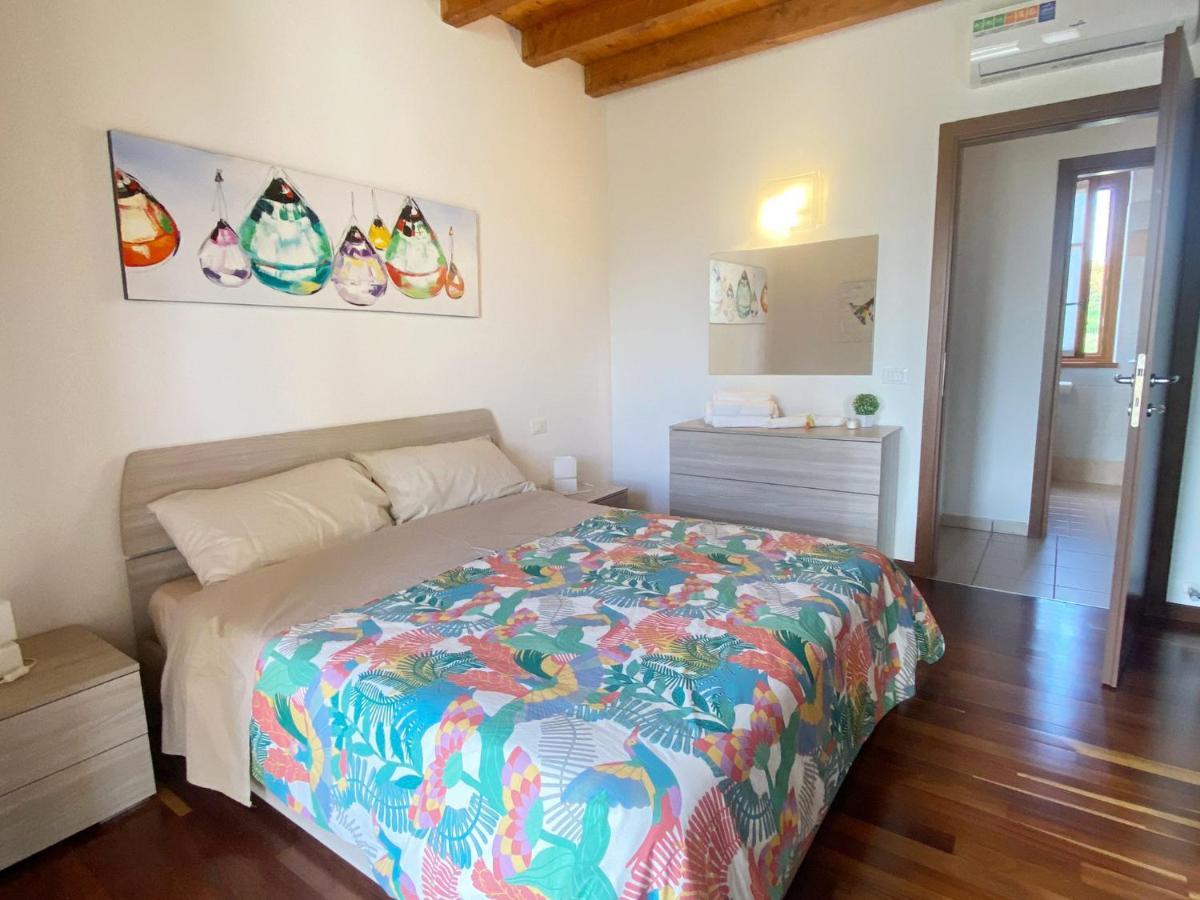Luxury Apartments - Le Fate - Residence With Pool Манерба-дель-Гарда Экстерьер фото
